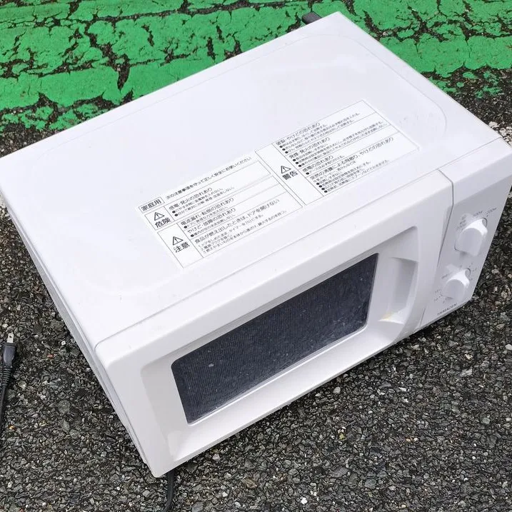 🔧【福岡市東区箱崎にて家具設置＆電子レンジ回収】