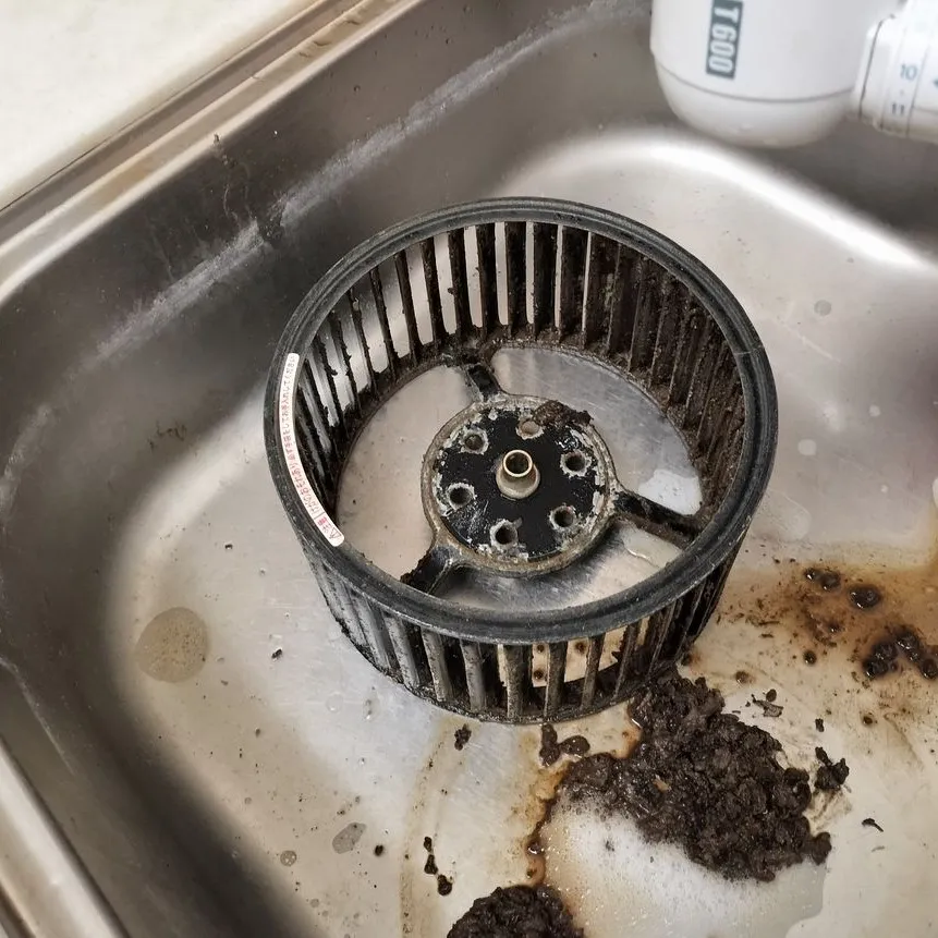 🌬️福岡市東区筥松にて、換気扇清掃のご依頼